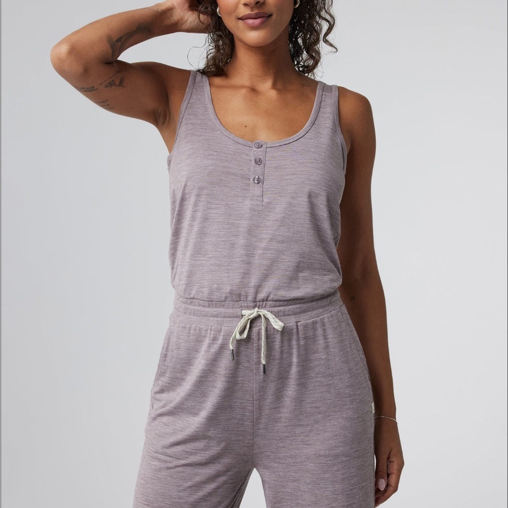 Nwot Vuori Falls Jumpsuit Rosemary Heather Size S - image 3